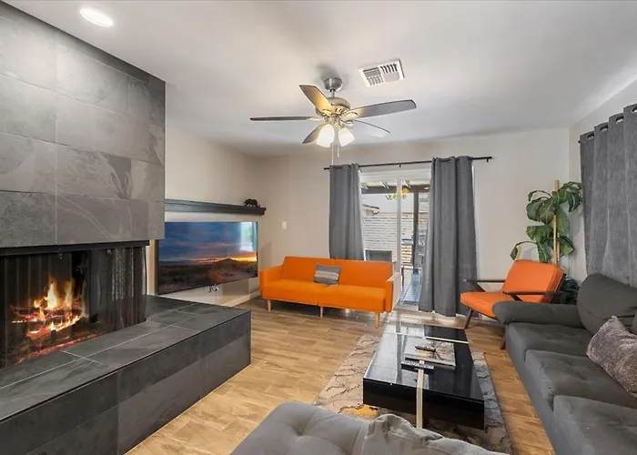 Modern Midtown Home-unit A Phoenix